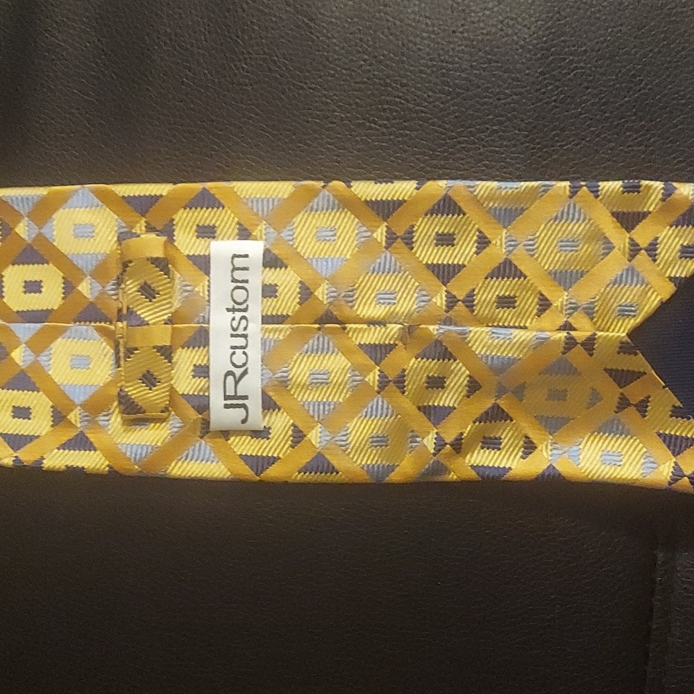 JRCustoms tie